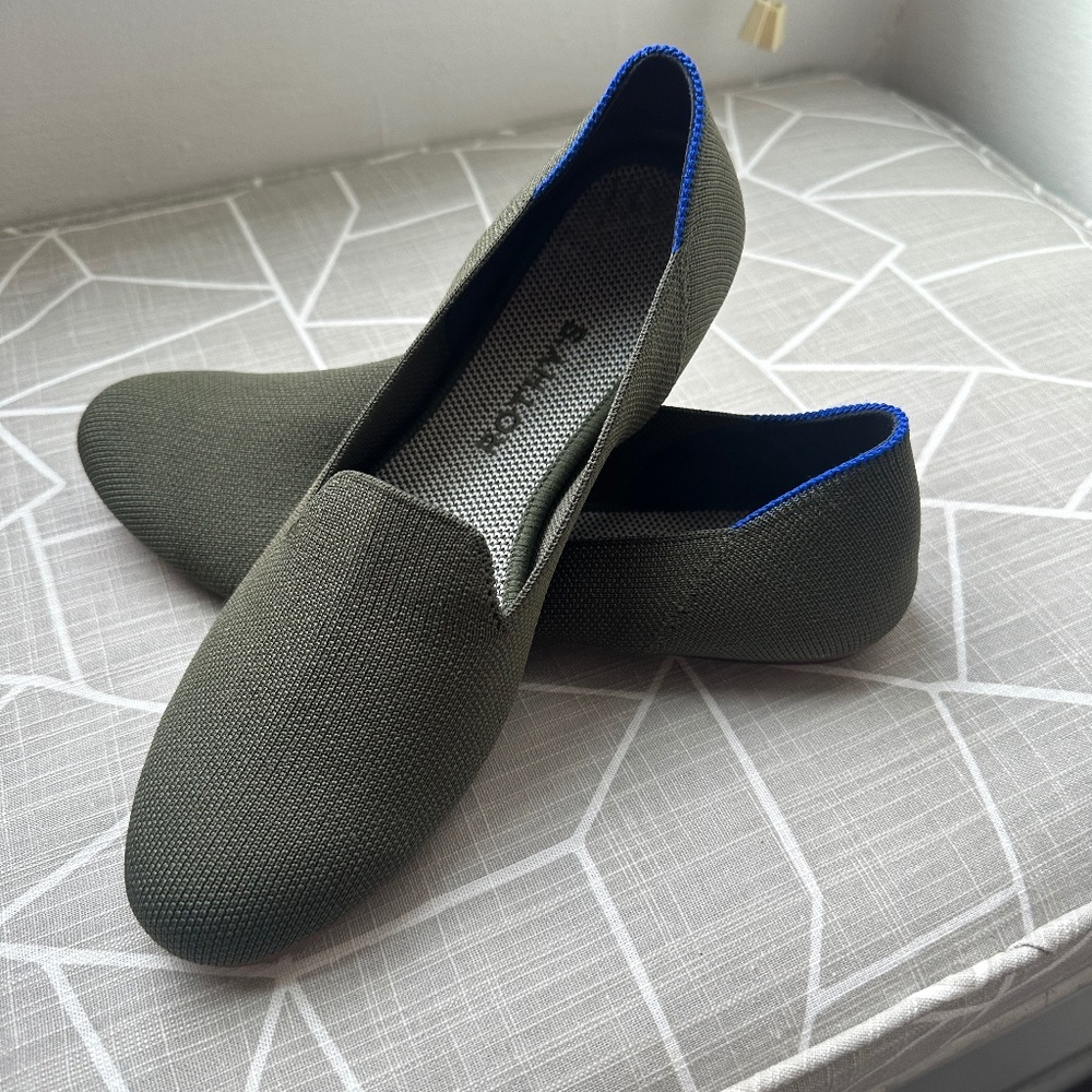 Rothy’s The Loafer in Cypress Size 8